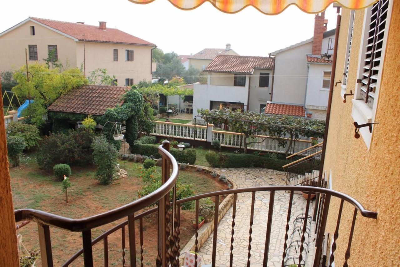 Lily'S Lovely Apartments Фажана Екстер'єр фото