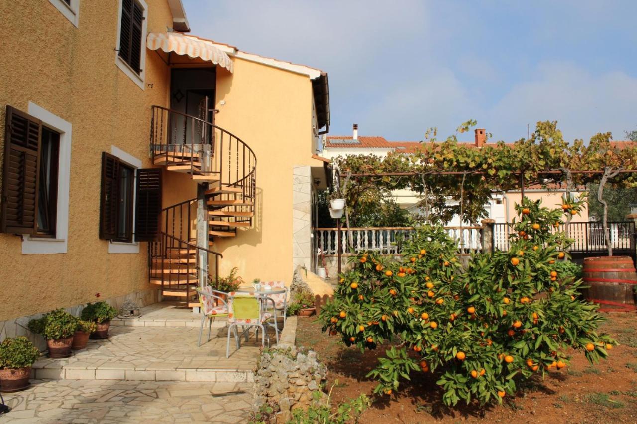 Lily'S Lovely Apartments Фажана Екстер'єр фото